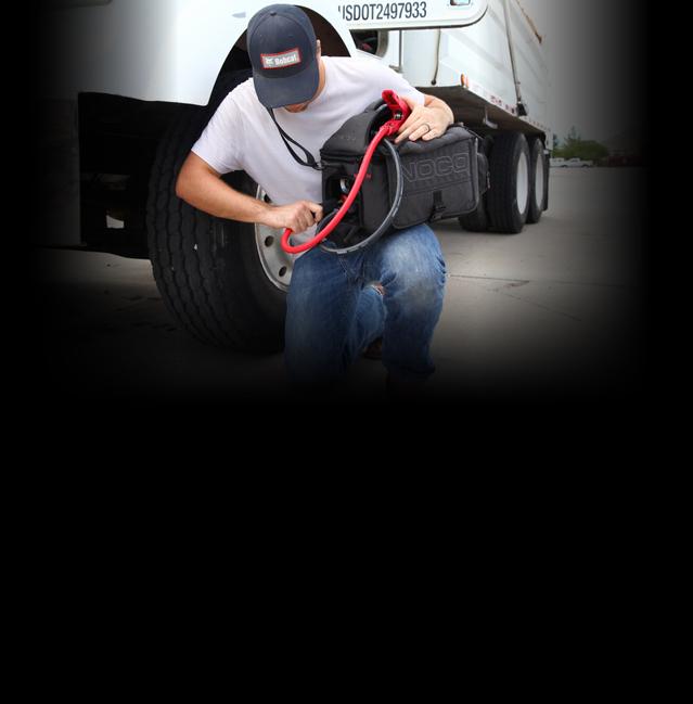 _ _GBC016 Carrying Case Truck Jump Starter_F9B_XS_2x 100